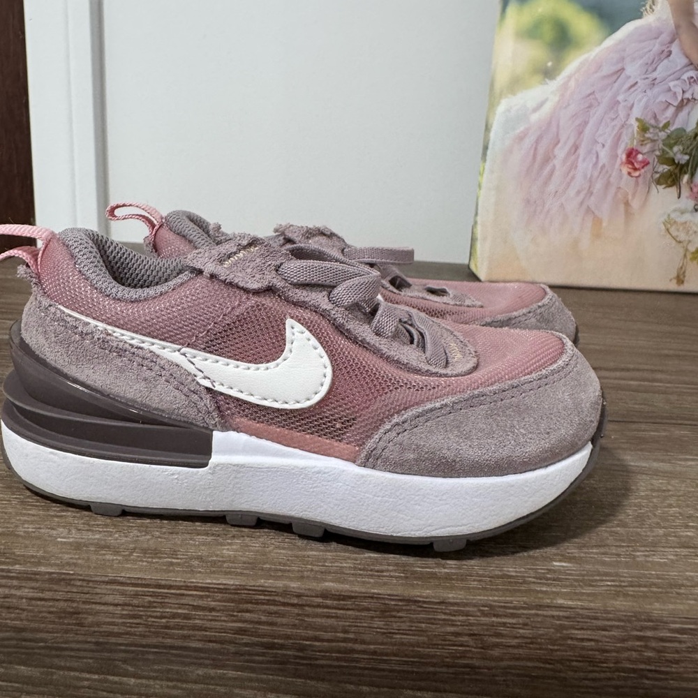 Nike Kids purple Sneakers